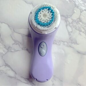 Clarasonic Mia 2 Facial Cleanser in Lavender
